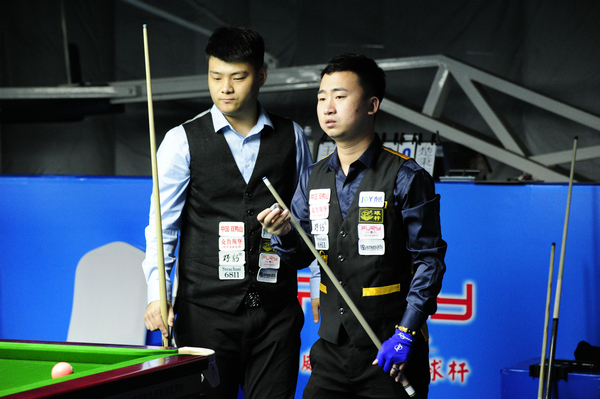 用快速的脚 用快速的脚